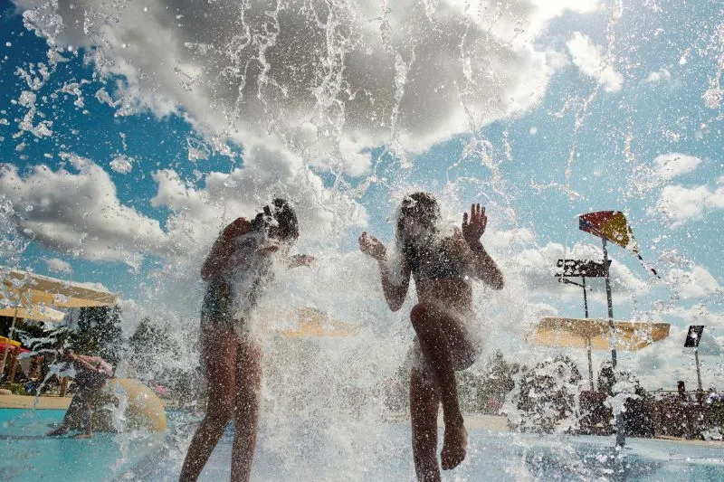 LA CALINÉSIE CENTRE AQUATIQUE DU LIBOURNAIS,Libourne,33500,Nouvelle-Aquitaine,France