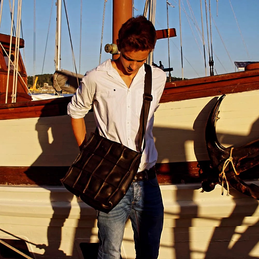 Une marque bordelaise créée en 1995 par Isabelle Pellegrin.,Bordeaux,33300,Nouvelle-Aquitaine,France