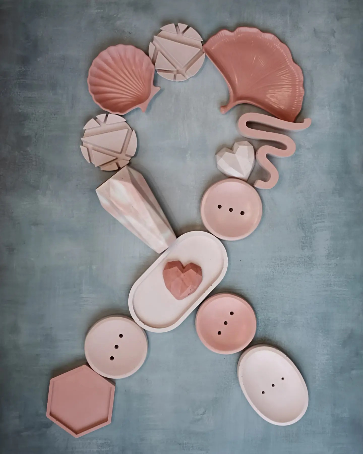 Pour des objets de décoration en béton coloré,Martillac,33650,Nouvelle-Aquitaine,France