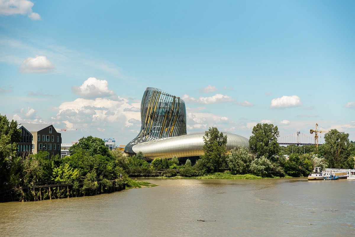 cité du vin,Bordeaux,33300,Nouvelle-Aquitaine,France