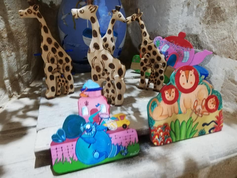 Notre but est de promouvoir les métiers des artisans d'art et des arts.,Bourg,33710,Nouvelle-Aquitaine,France