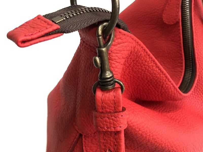 De la matière, des couleurs, des formes  en cuir !,Saint-Macaire,33490,Nouvelle-Aquitaine,France