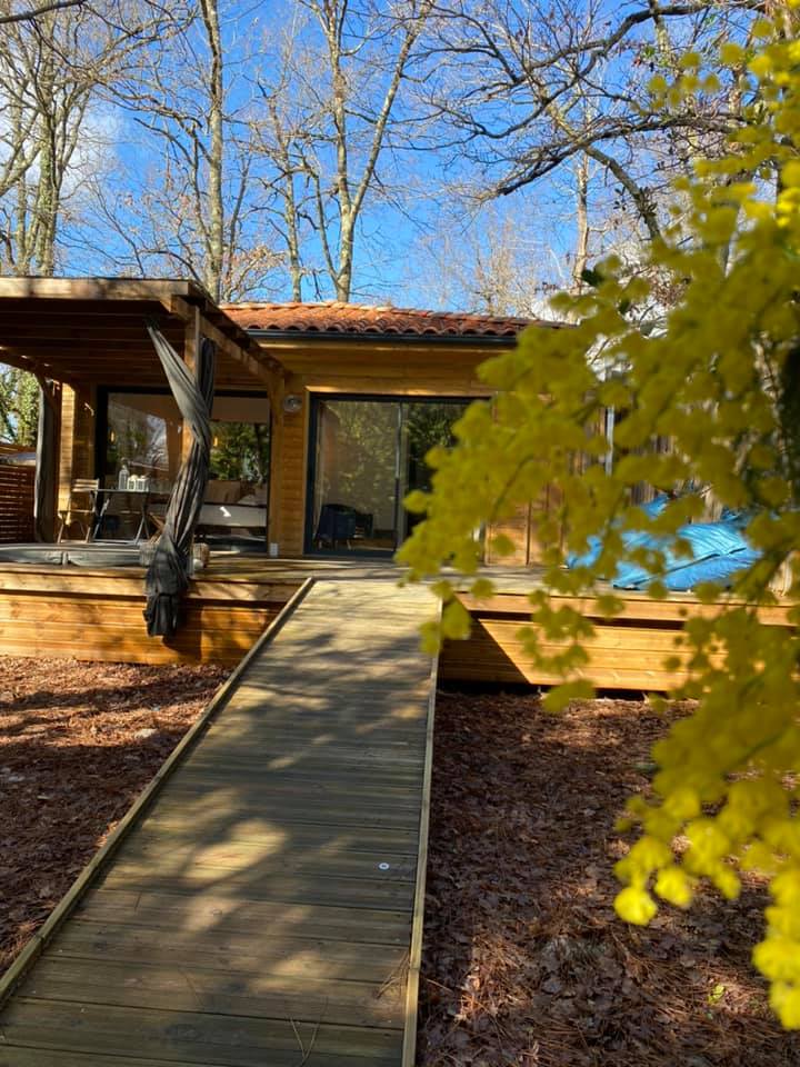 Cabanes avec spas privatifs,Audenge,33980,Nouvelle-Aquitaine,France