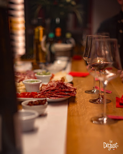 Brazza Vino,Bordeaux,33100,Nouvelle-Aquitaine,France