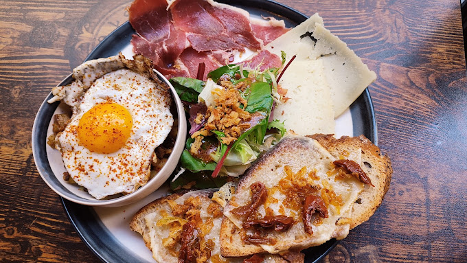 Ô p'tit Bahut,Bordeaux,33000,Nouvelle-Aquitaine,France