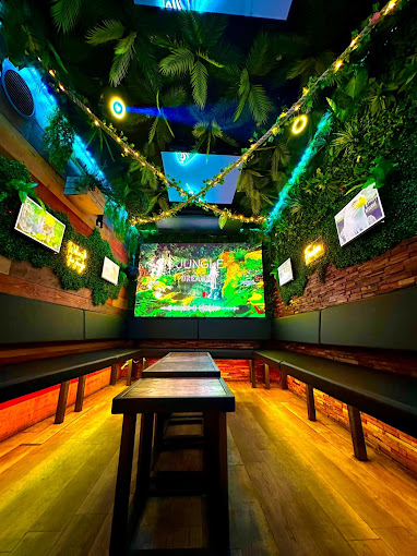 Jungle Dreams Bar - The Safe Place to Be,Bordeaux,33000,Nouvelle-Aquitaine,France