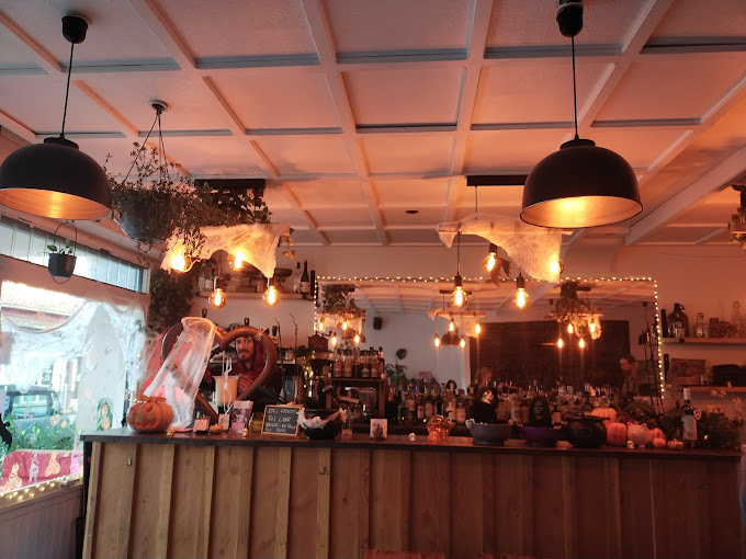 LOVE,Andernos-les-Bains,33510,Nouvelle-Aquitaine,France