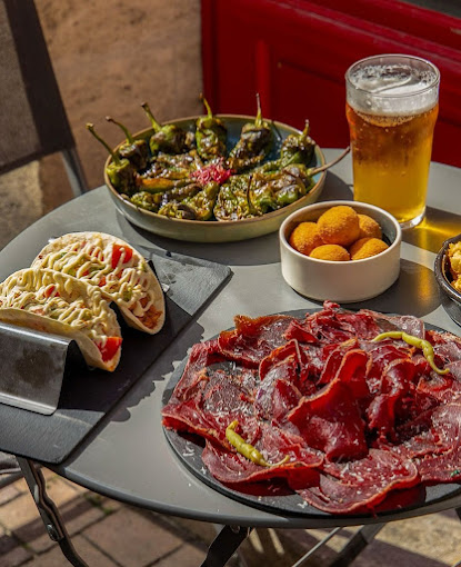 L'Auberge Espagnole Bordeaux,Bordeaux,33000,Nouvelle-Aquitaine,France