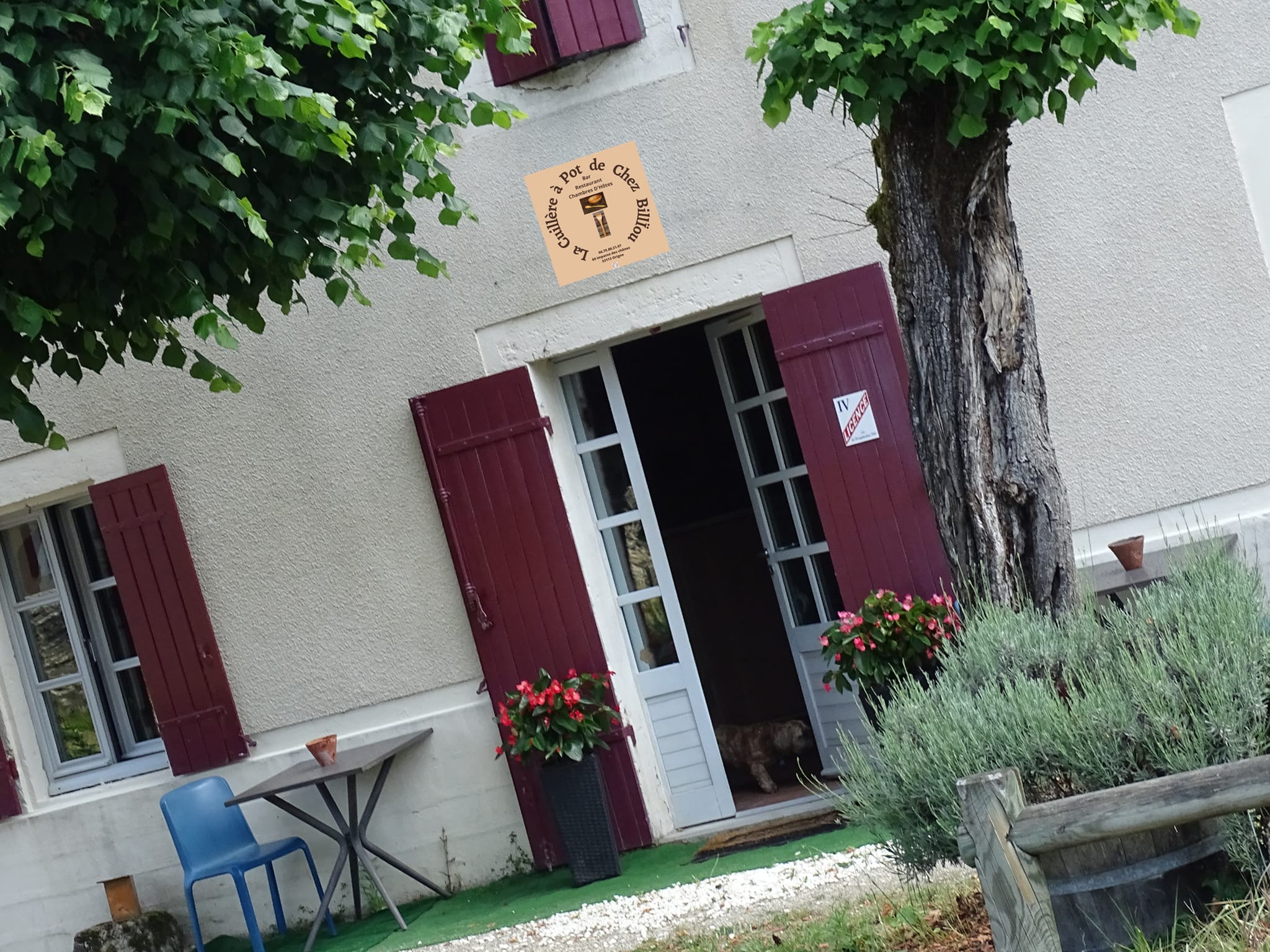 La Cuillère à Pot de Chez Billïou est un établissement familial.,Origne,33113,Nouvelle-Aquitaine,France