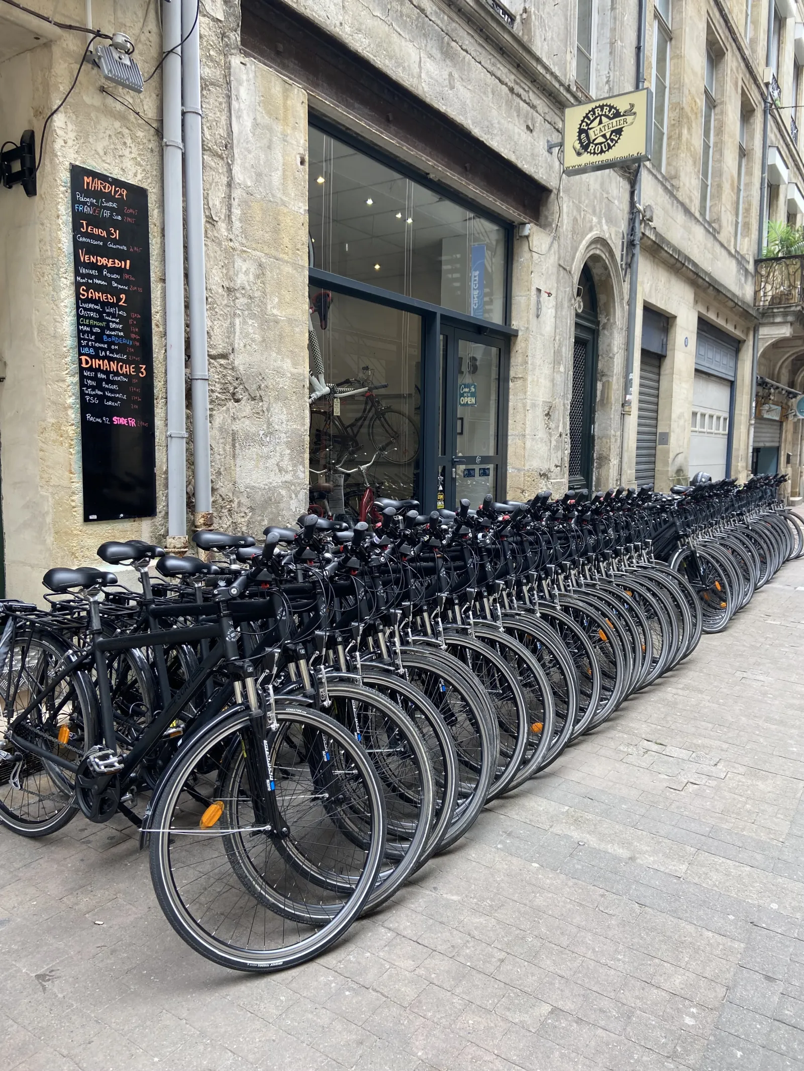 LOCATION DE VÉLOS PIERRE QUI ROULE,Bordeaux,33000,Nouvelle-Aquitaine,France