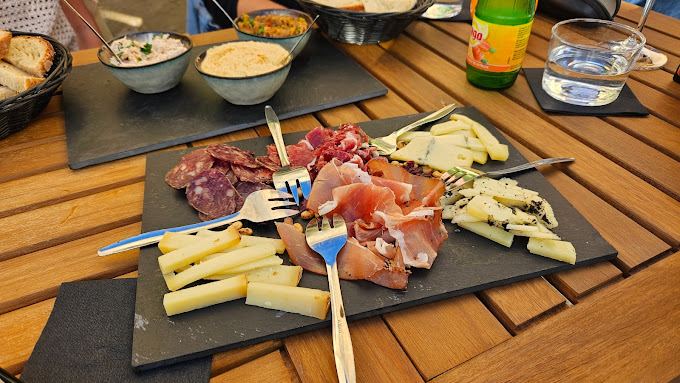 WINE MOMENT,Bordeaux,33300,Nouvelle-Aquitaine,France