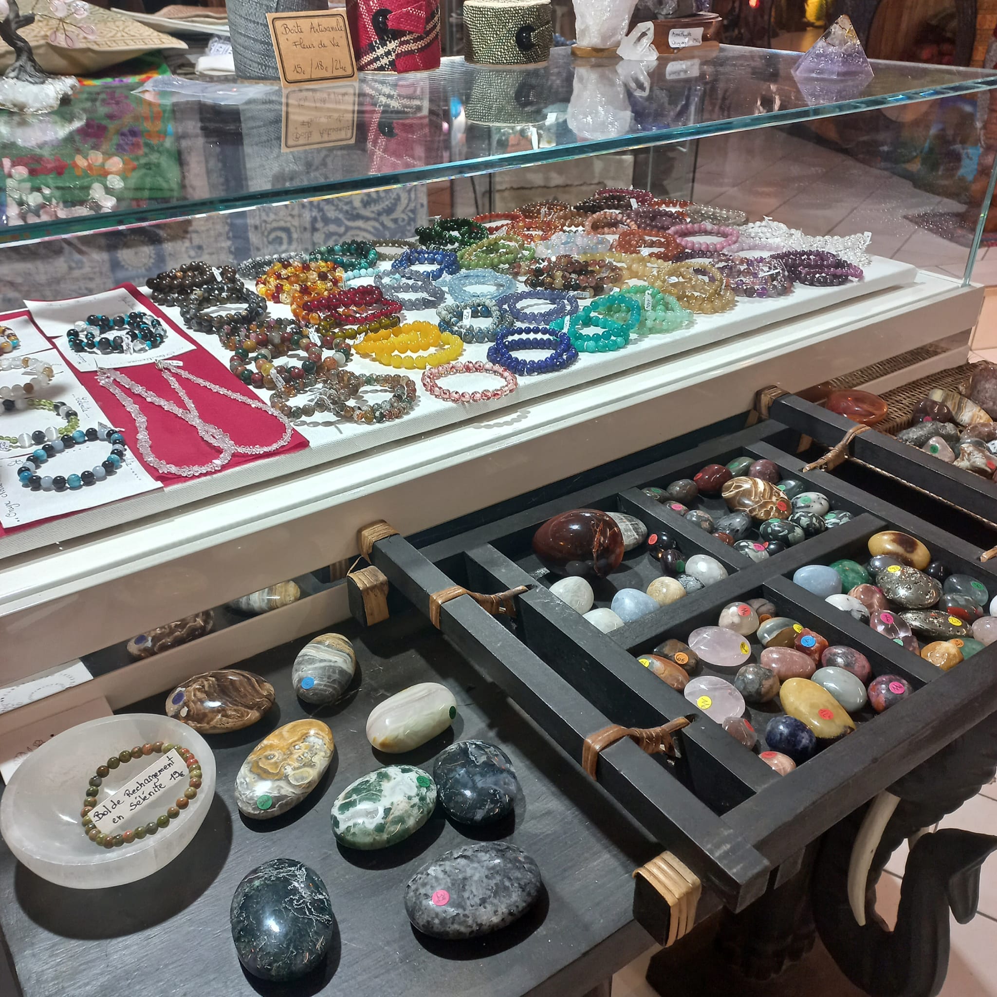 Cocomango vous propose une large collection de vêtements colorés et confortables,Bazas,33430,Nouvelle-Aquitaine,France