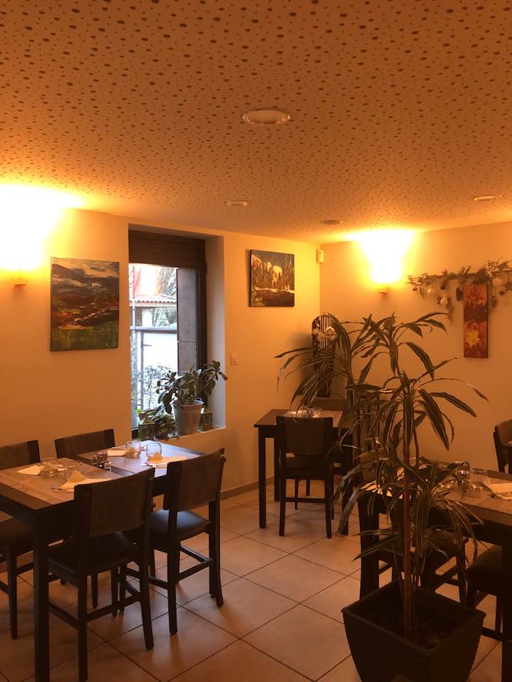 Restaurant offrant une cuisine française traditionnelle 100 % faite maison à Saint-Magne,Saint-Magne-de-Castillon,33350,Nouvelle-Aquitaine,France