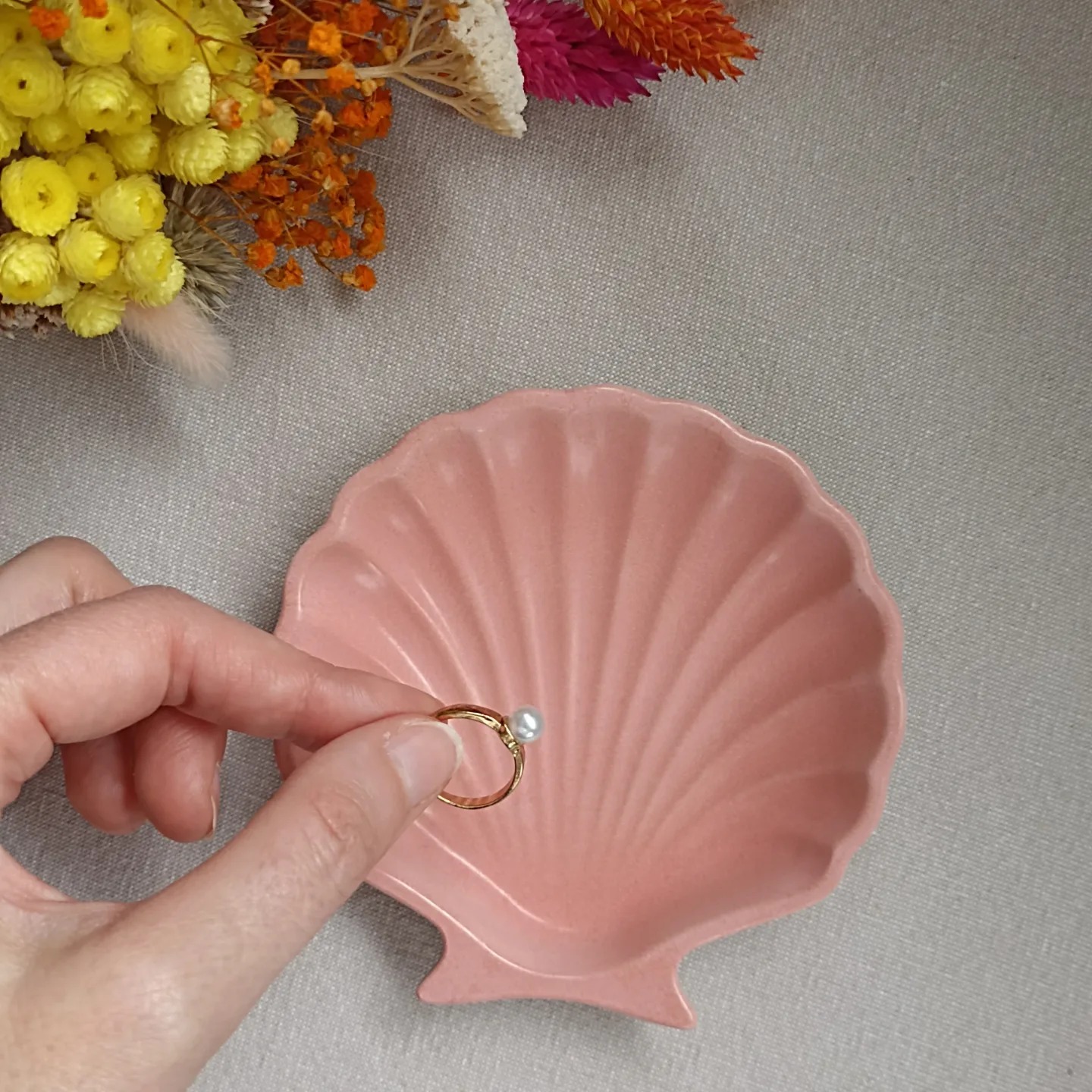 Pour des objets de décoration en béton coloré,Martillac,33650,Nouvelle-Aquitaine,France