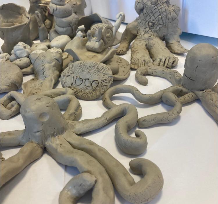 La Bulle d'Art propose des cours d'arts plastiques et de céramique pour enfants et adultes,La Réole,33190,Nouvelle-Aquitaine,France