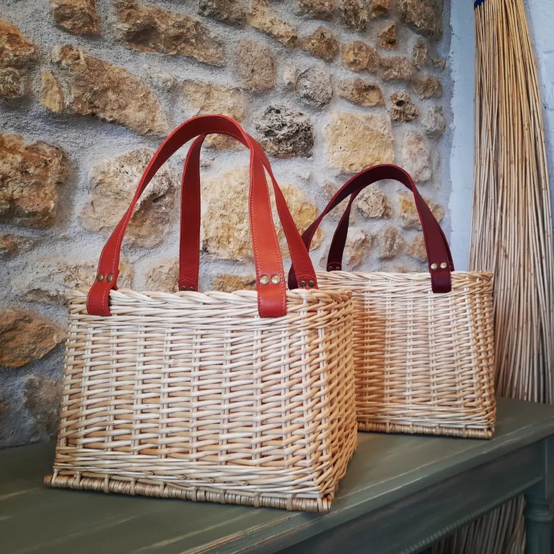 pour des tressages d'osiers brut et blanc,Lesparre-Médoc,33340,Nouvelle-Aquitaine,France