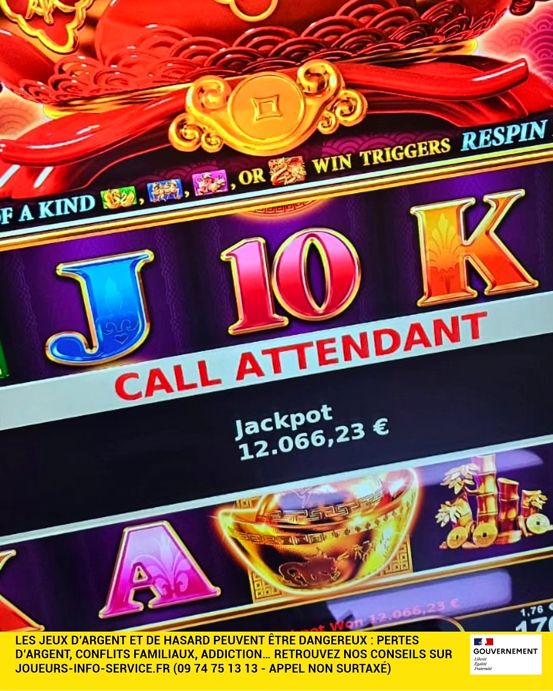 Dans le majestueux château Deganne, le Casino fait se côtoyer machines à sous, jeux traditionnels,Arcachon,33120,Nouvelle-Aquitaine,France