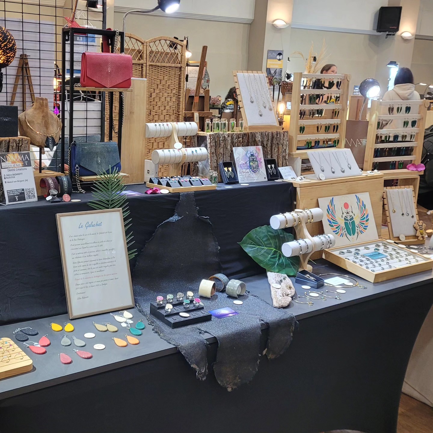 Créatrice de décorations et de bijoux uniques en verre,Le Barp,33114,Nouvelle-Aquitaine,France