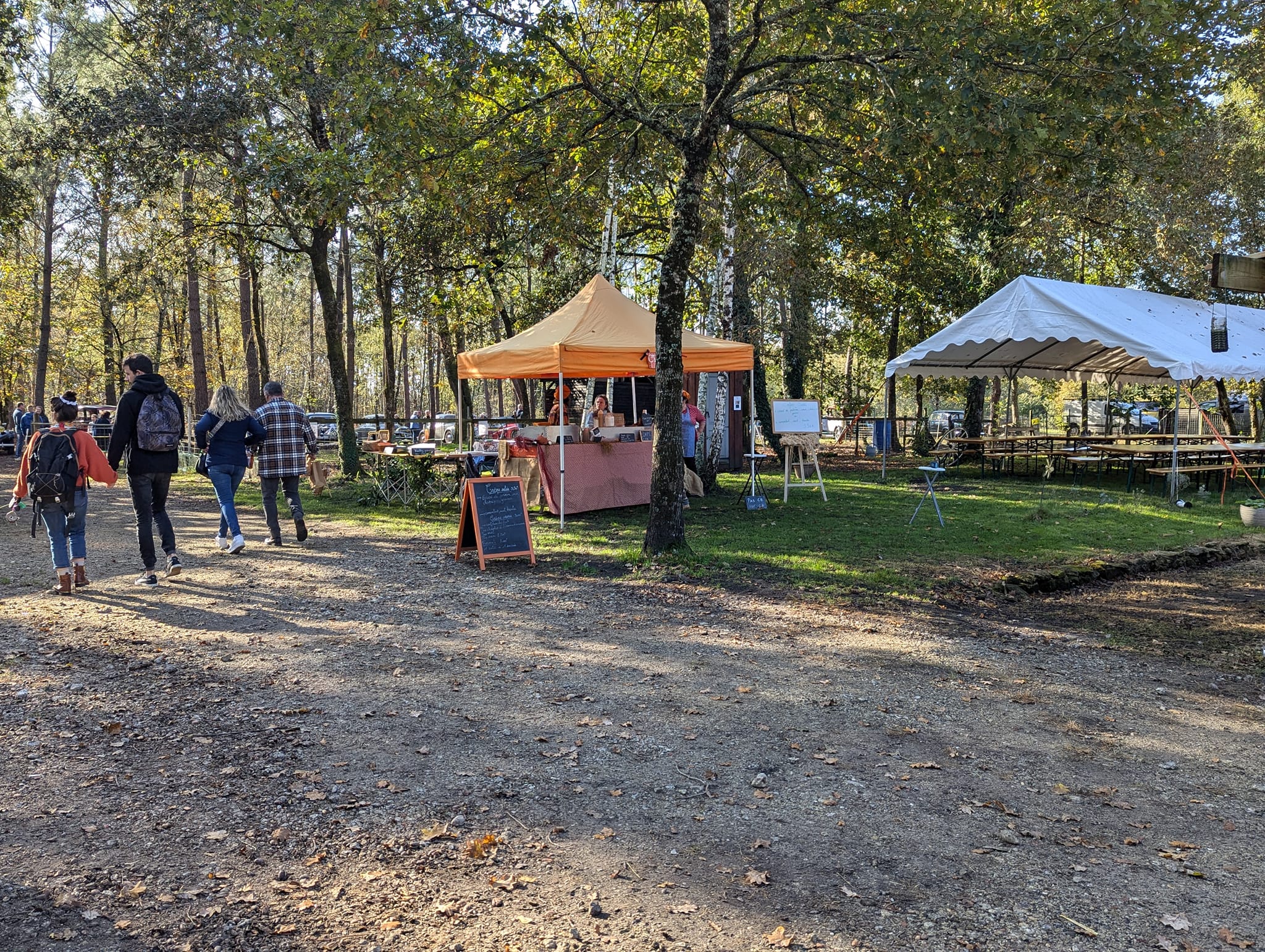 Création de bijoux en crin de cheval et pierres semi-précieuses.,Laruscade,33620,Nouvelle-Aquitaine,France