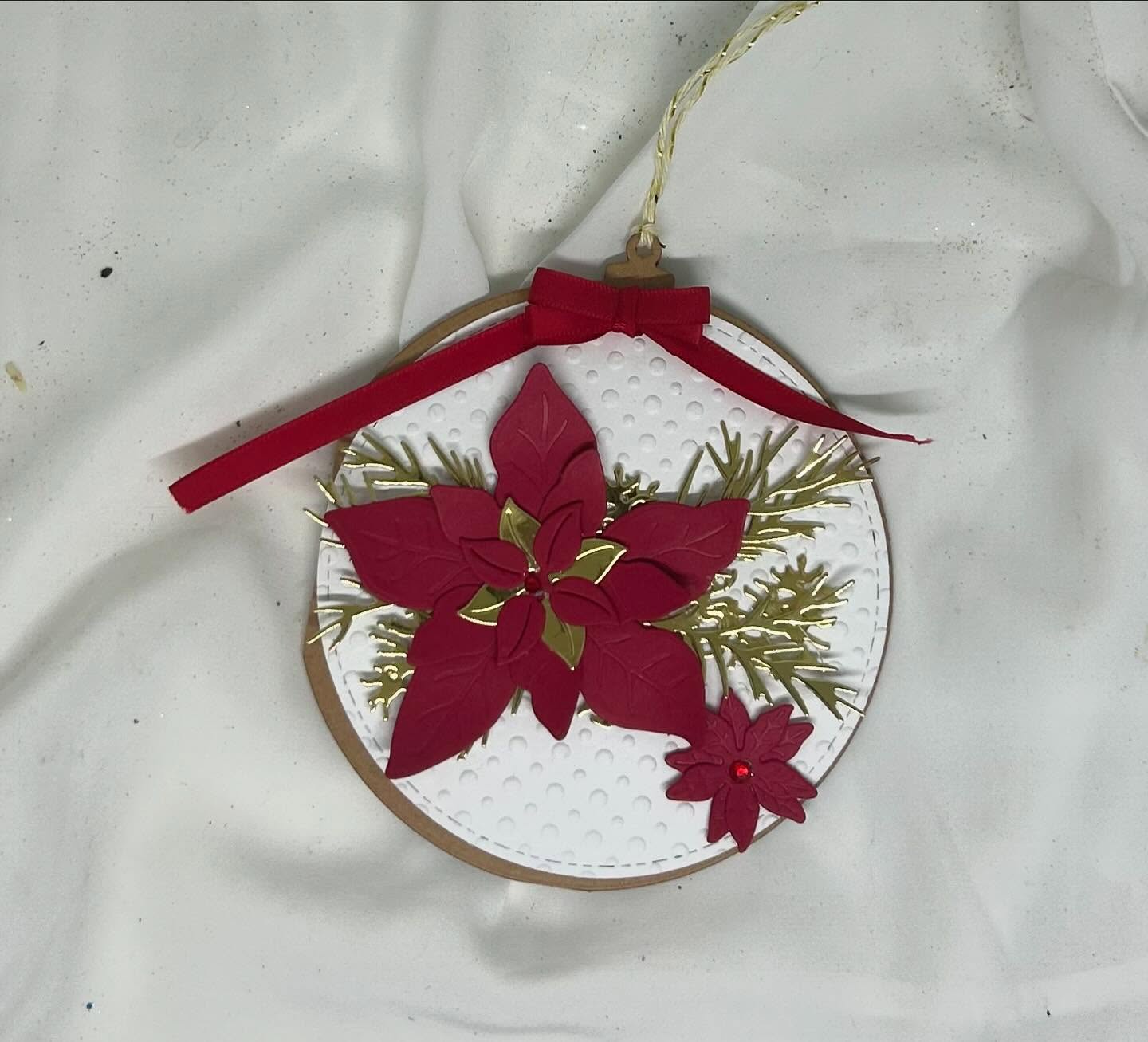 un atelier de scrapbooking, pour des moments de loisirs créatifs,Cadaujac,33140,Nouvelle-Aquitaine,France