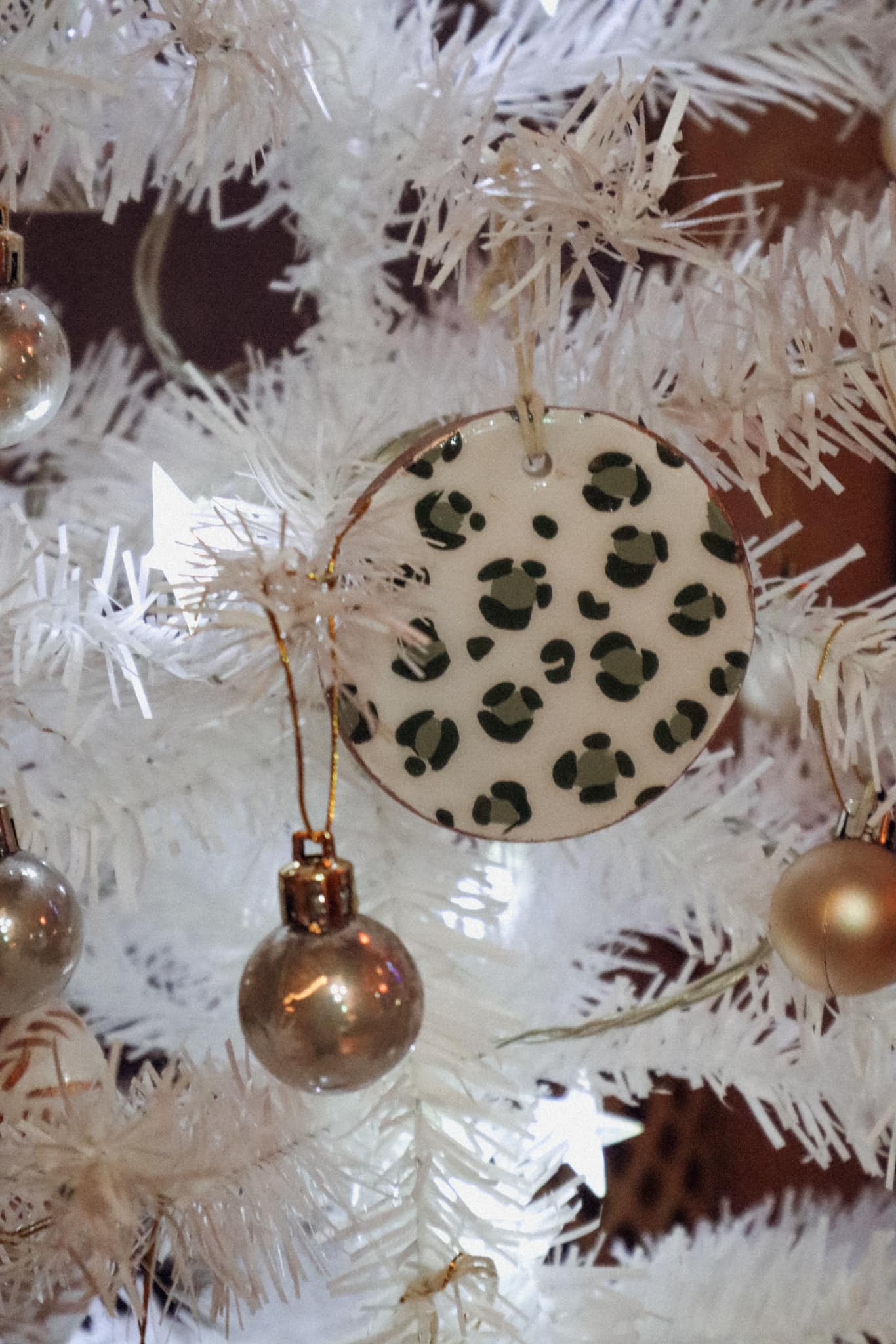 Une artiste peintre, une illustratrice et un designer,Quinsac,33360,Nouvelle-Aquitaine,France