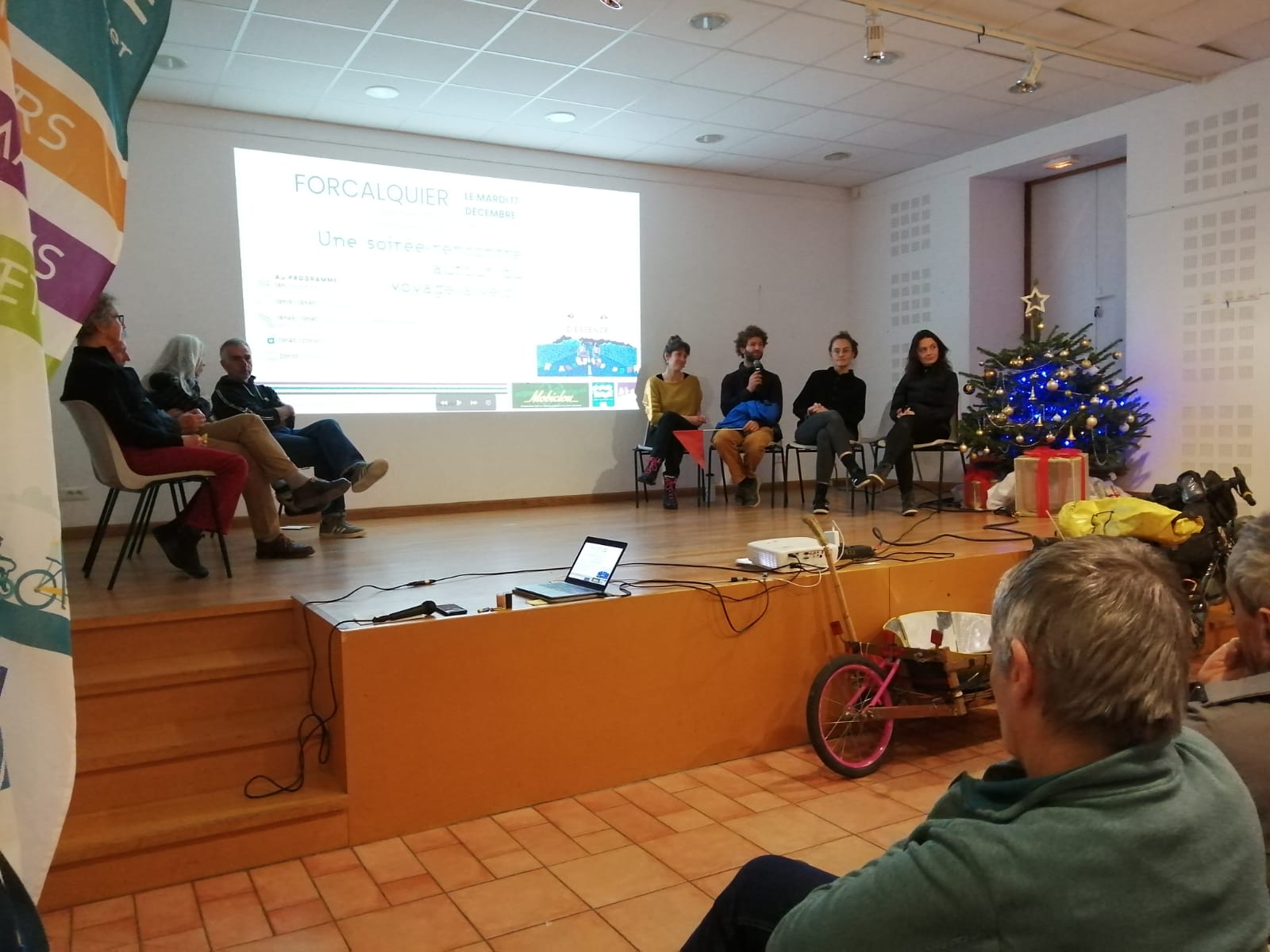 Un lieu d'échanges et de partages autour du vélo,Quinsac,33360,Nouvelle-Aquitaine,France