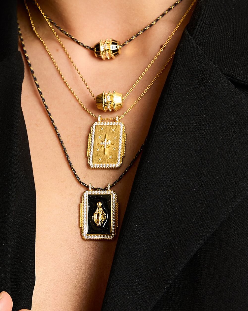 Une boutique de prêt à porter et d'accessoires de mode, et de décoration.,Bordeaux,33000,Nouvelle-Aquitaine,France