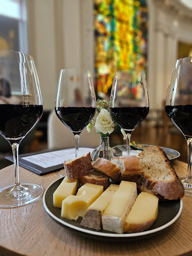 Le Bar à Vin,Bordeaux,33000,Nouvelle-Aquitaine,France