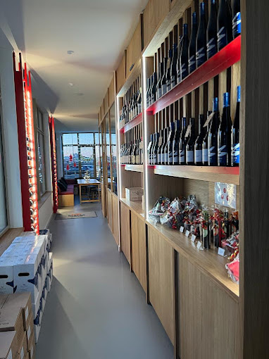 Brazza Vino,Bordeaux,33100,Nouvelle-Aquitaine,France