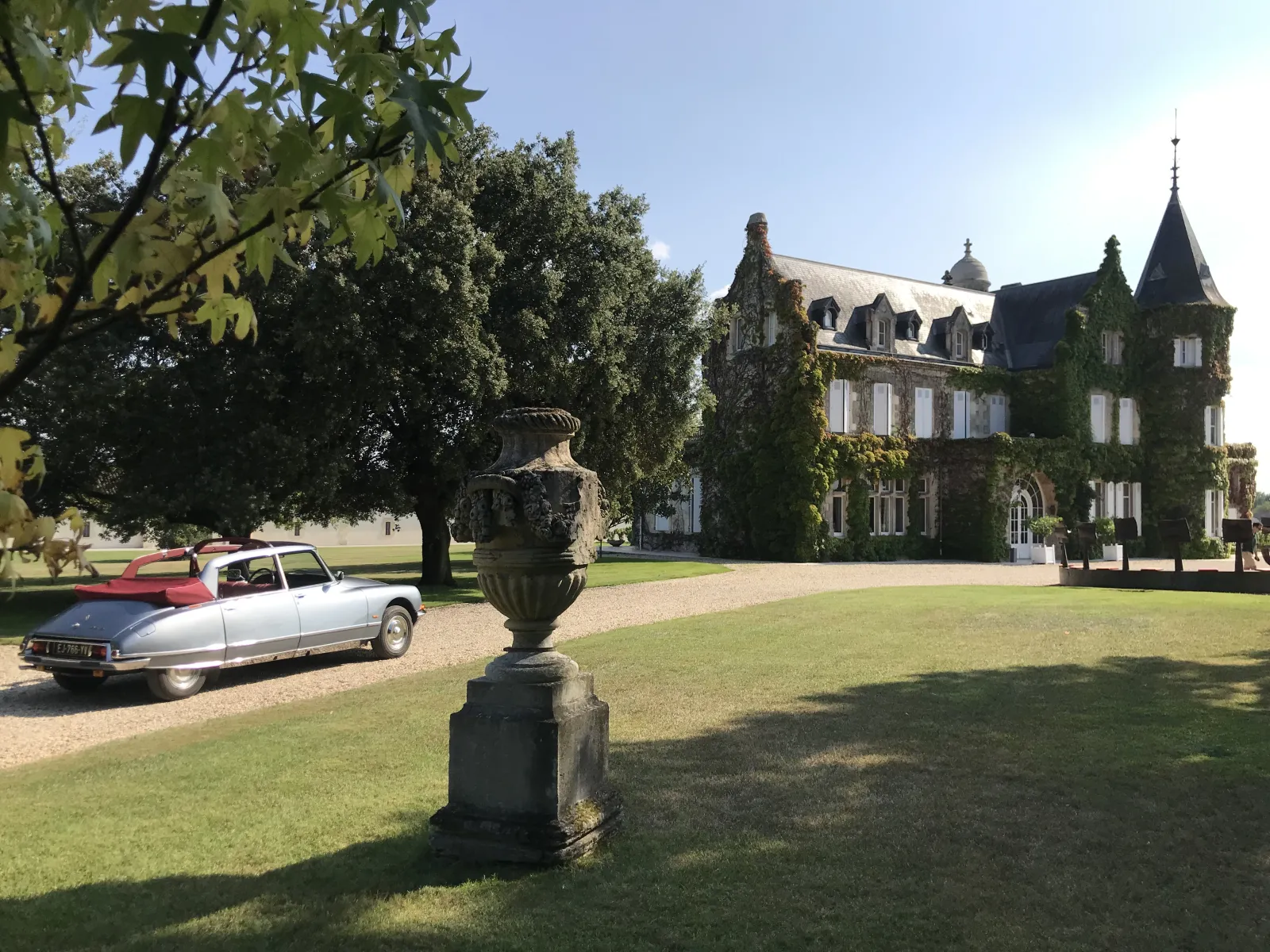 BORDEAUX CLASSIC CARS,Bordeaux,33000,Nouvelle-Aquitaine,France