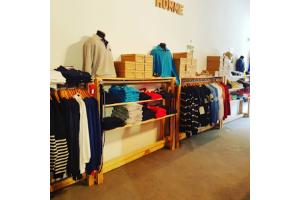 Une boutique spécialisée dans les vêtements pour enfants,Soulac-sur-Mer,33780,Nouvelle-Aquitaine,France