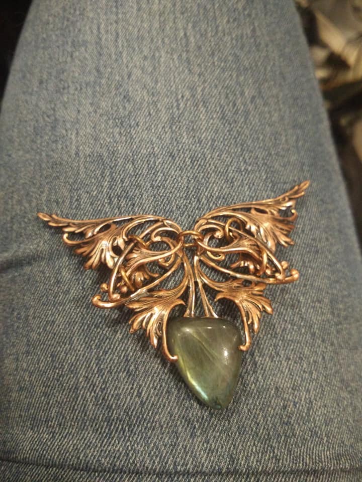 Artisan, Créateur de  Bijoux fantaisie, accessoires et pièces d'armures en écailles et mailles,La Réole,33190,Nouvelle-Aquitaine,France