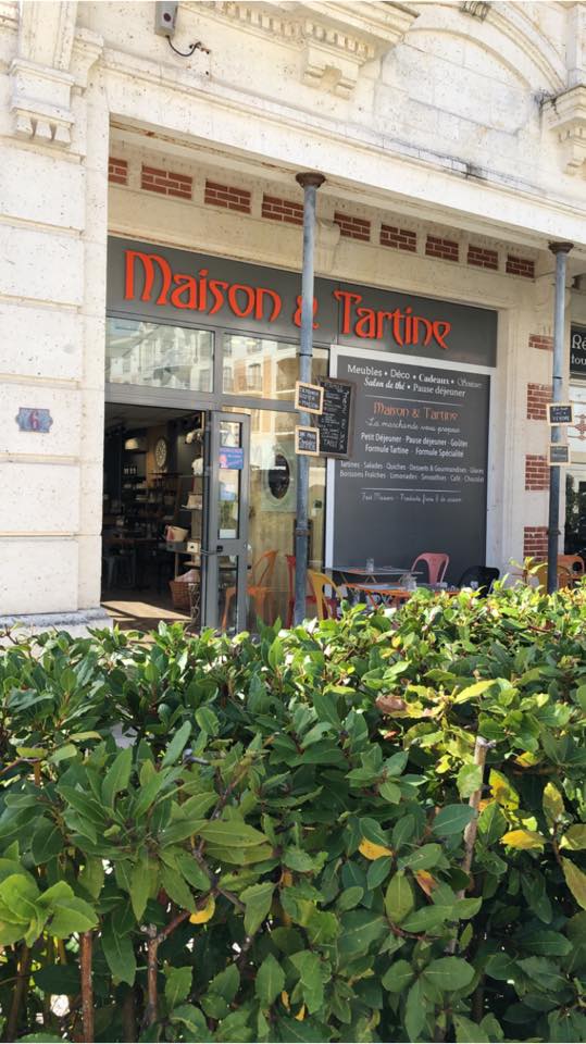 Magasin de décoration et salon de thé authentique et chaleureux.,Arcachon,33120,Nouvelle-Aquitaine,France