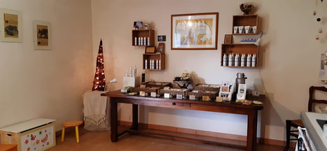 Production de lait d'ânesse et de produits dérivés naturels.,Gans,33430,Nouvelle-Aquitaine,France