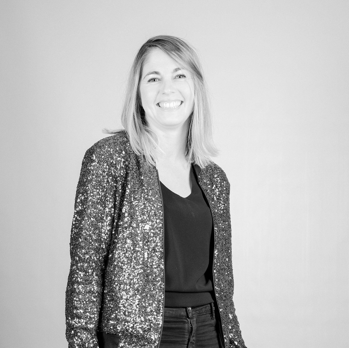 Agence de Shopping Alicia Keane,Bordeaux,33370,Nouvelle-Aquitaine,France