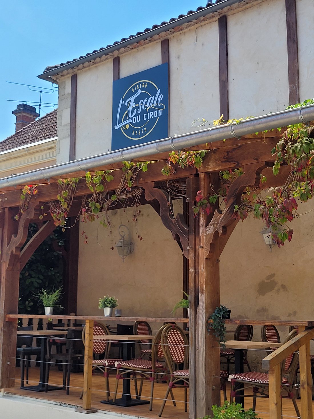 Venez et savourez une cuisine traditionnelle française familiale,Villandraut,33730,Nouvelle-Aquitaine,France