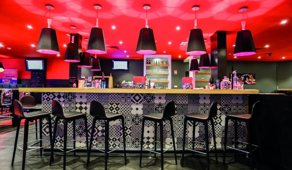 Le Miami est un incontournable sur le Bassin d'Arcachon!,Andernos-les-Bains,33510,Nouvelle-Aquitaine,France