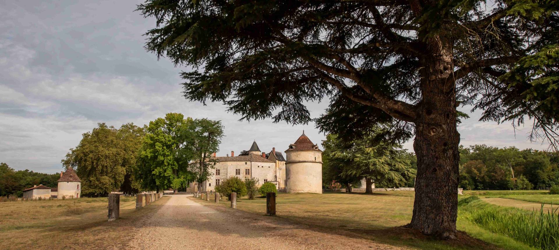 Le château de La Brède, demeure de l'écrivain et philosophe Montesquieu,La Brède,33650,Nouvelle-Aquitaine,France