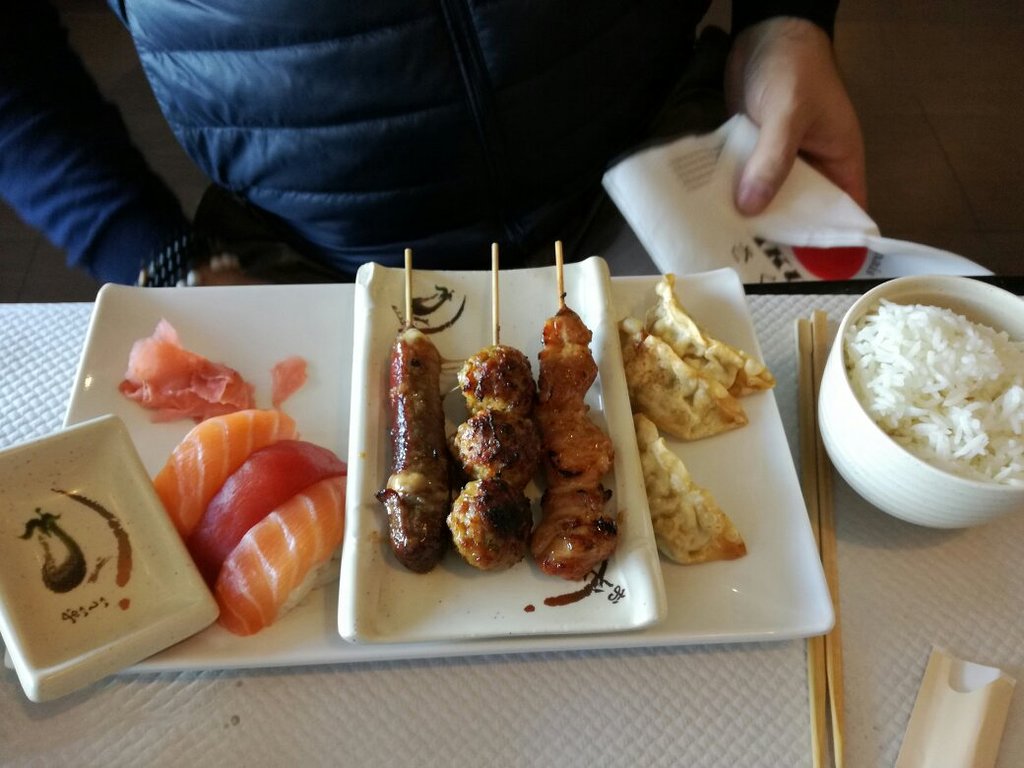 Sakura,Villenave-d'Ornon,33140,Nouvelle-Aquitaine,France