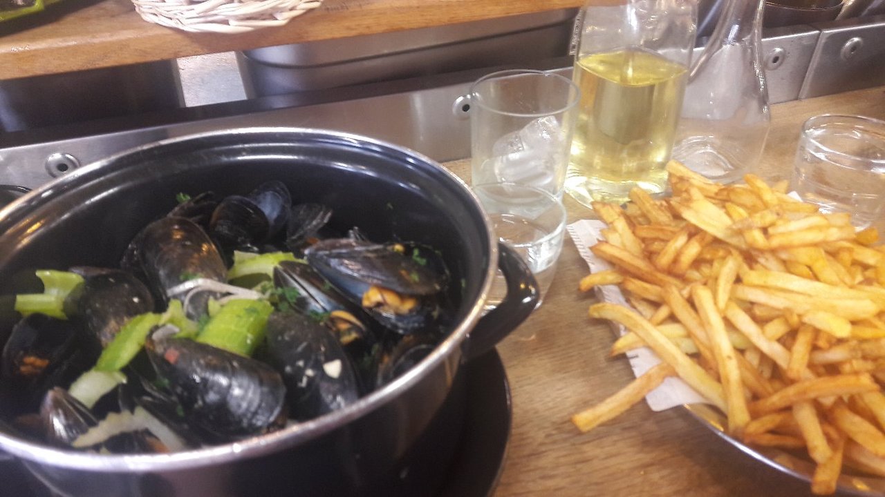 Bistro Poulette,Bordeaux,33800,Nouvelle-Aquitaine,France