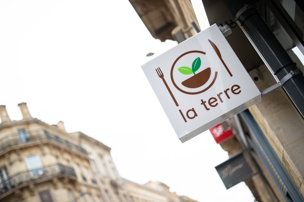 Ici la terre,Bordeaux,33000,Nouvelle-Aquitaine,France