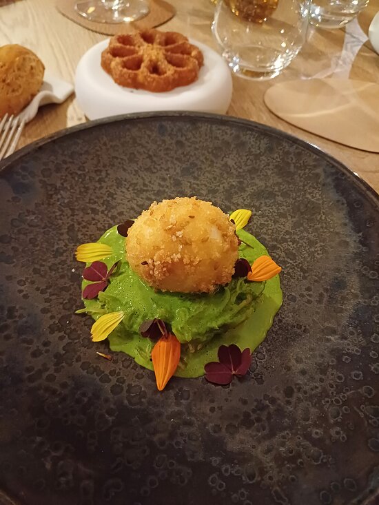 Restaurant Aga,Cadillac-sur-Garonne,33410,Nouvelle-Aquitaine,France