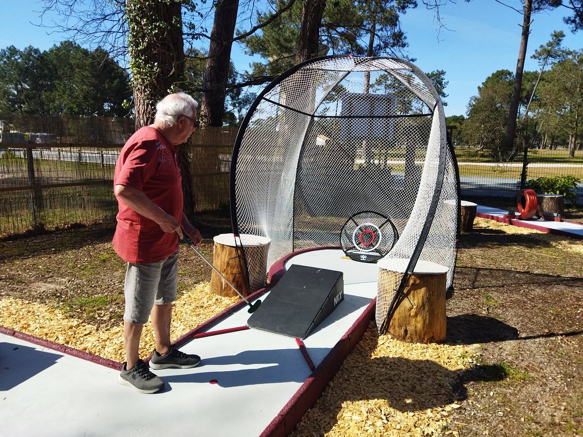 MiniGolf des Vins Chez Grapouille,Vendays-Montalivet,33930,Nouvelle-Aquitaine,France